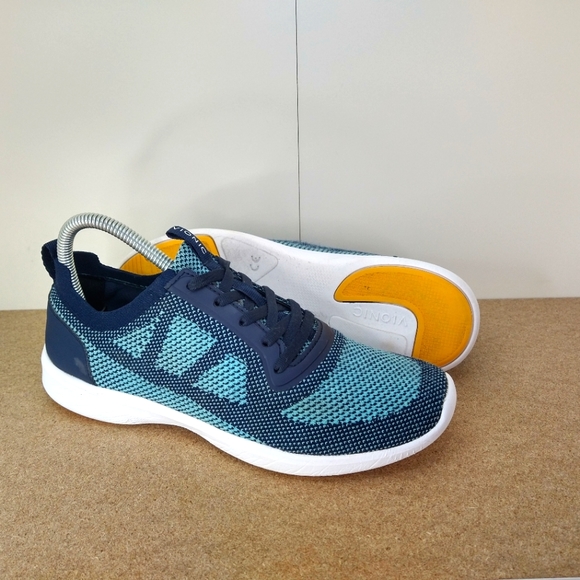 Vionic Shoes - Vionic Sky Blue Lenora Athletic Women's Shoes Size 8